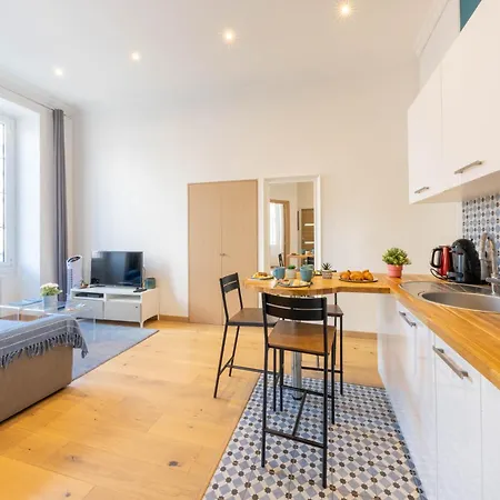 Le Carré D'or - à 2 Min à Pied Du Centre-ville Apartamento